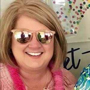 Meet your Posher, Kelly